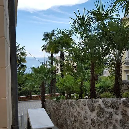 Apartments Villa Atta Opatija Extérieur photo