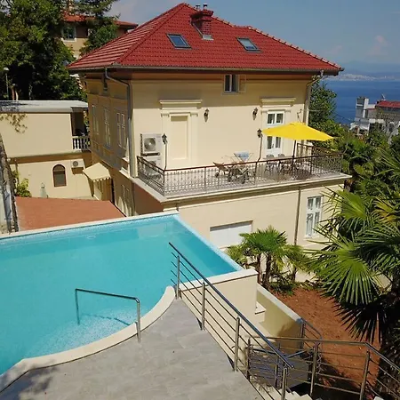 Apartments Villa Atta Opatija Extérieur photo