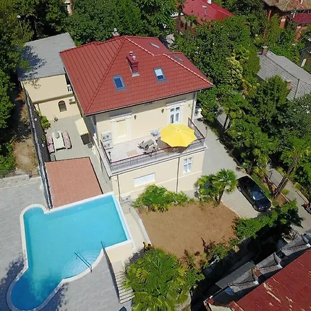 Apartments Villa Atta Opatija Extérieur photo